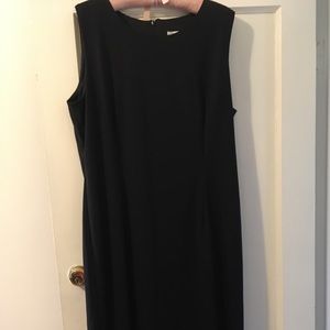 Sheath style “Little Black Dress”.